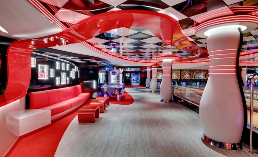 Bowlingbaan MSC Seaside
